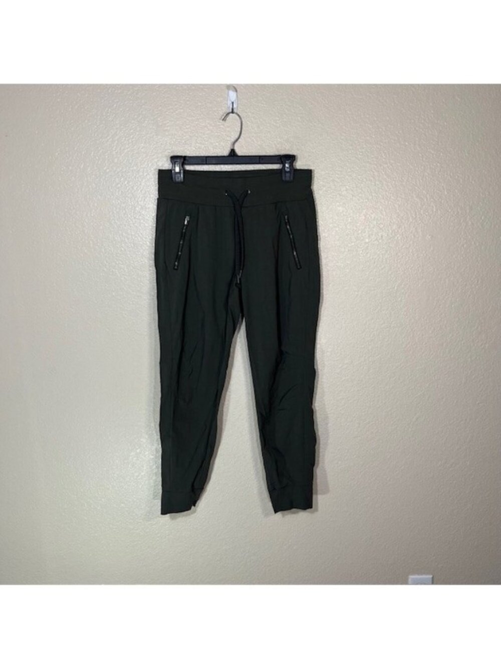 Athleta Trekkie North Joggers Womens 4 Pants Green Athleisure 25"